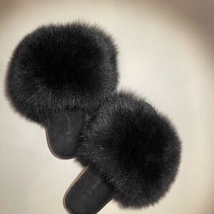 Black Fox Fur Slides
